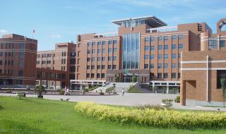 北京师范大学附属中学