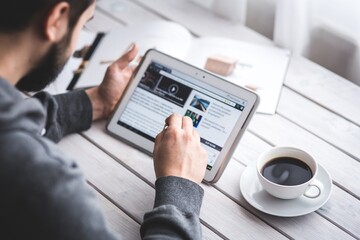 刘德华有没有参加迈克杰克逊的葬礼 迈克尔杰克逊葬礼视频